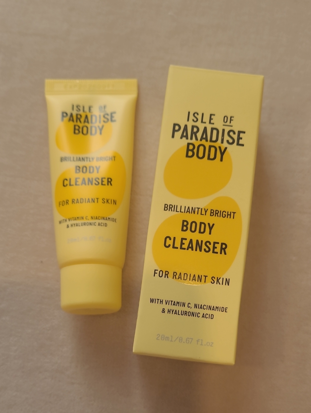 🆕️ Isle of Paradise Body Cleanser - 10ml